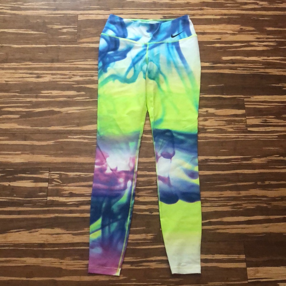 Nike Dri Fit Leggings size Small